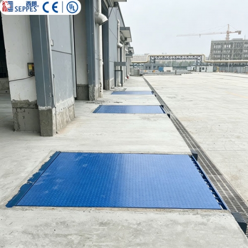 欧尚（中国）投资配套液压登车桥